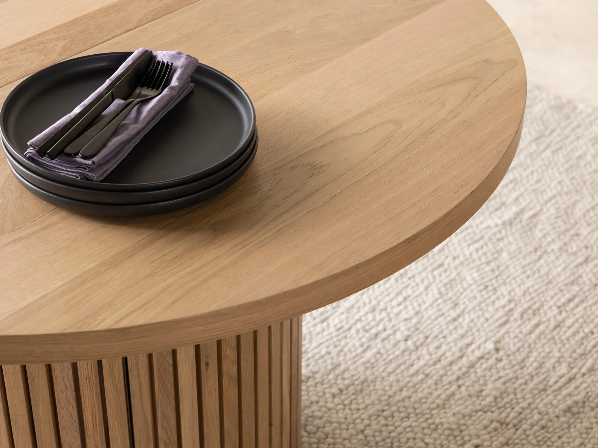 Round Dining Set - The Family - Image 24