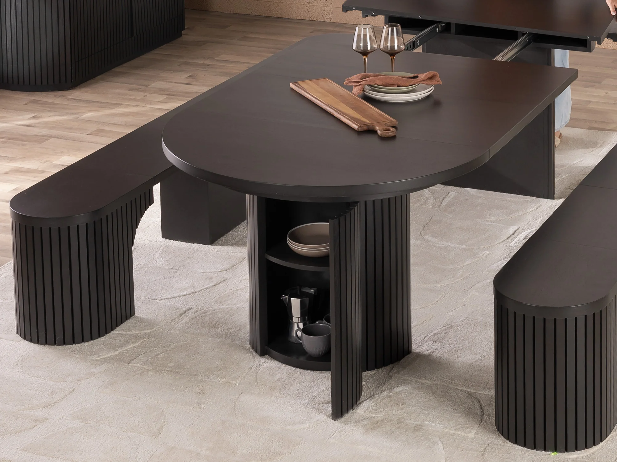 Round Dining Set - The Family - Image 31