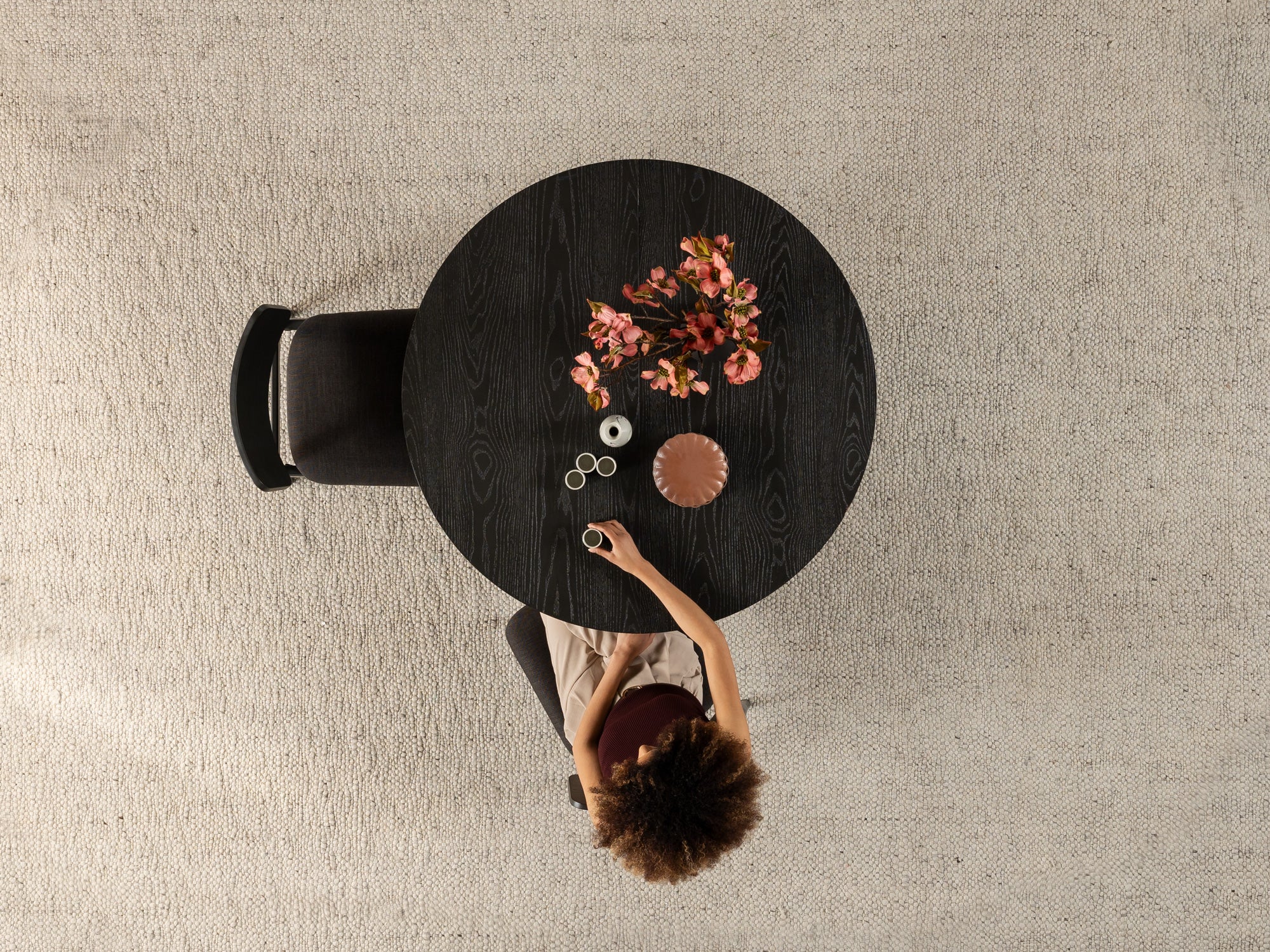 Round Dining Set - The Family - Image 35