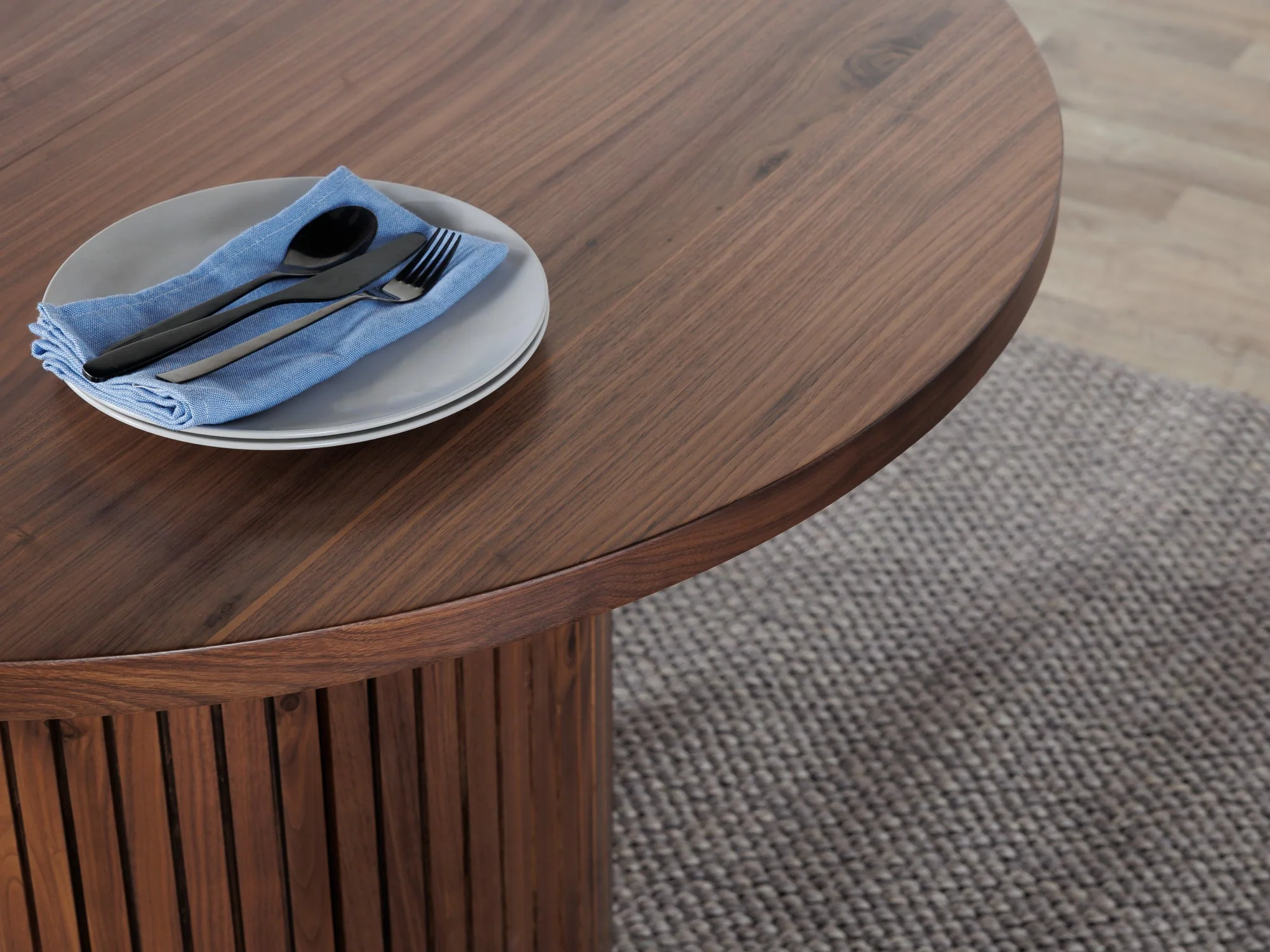 Round Dining Set - The Family - Image 67
